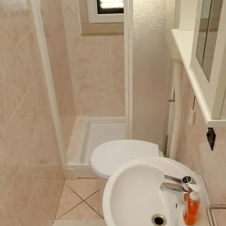 ゲストハウス And By The Sea Lumbarda, Korcula - 9305 ルンバルダ