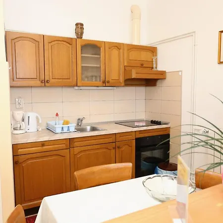 ゲストハウス And By The Sea Lumbarda, Korcula - 9305 3*