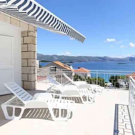 And By The Sea Lumbarda, Korcula - 9305 لومباردا