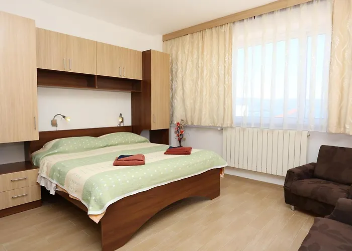 Apartments And Rooms By The Sea Lumbarda, Korcula - 9305 3* Lumbarda