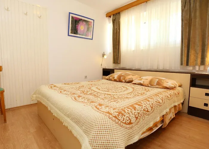 Apartments And Rooms By The Sea Lumbarda, Korcula - 9305 Guest house 3*