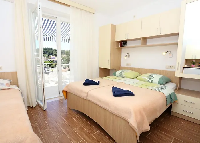 Apartments And Rooms By The Sea Lumbarda, Korcula - 9305 Guest house Lumbarda