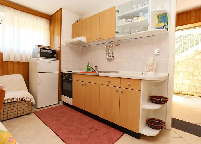 Apartments And Rooms By The Sea Lumbarda, Korcula - 9305 3* Lumbarda